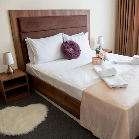 One-bedroom Premium Saints Constantine and Helena