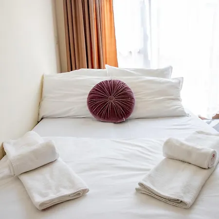 One-bedroom Premium Apartment Saints Constantine and Helena